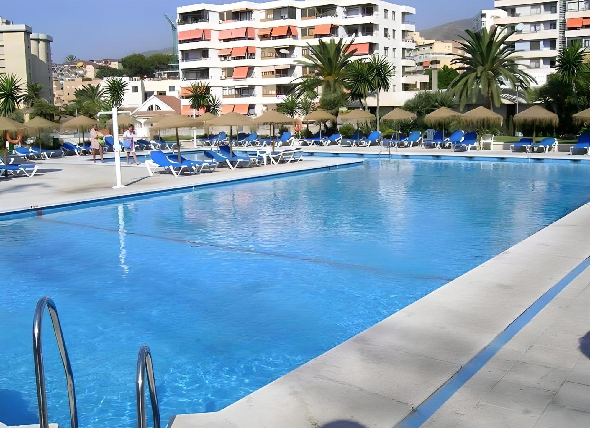 Spacious Studio In The Heart Of La Nogalera Torremolinos Exteriör bild